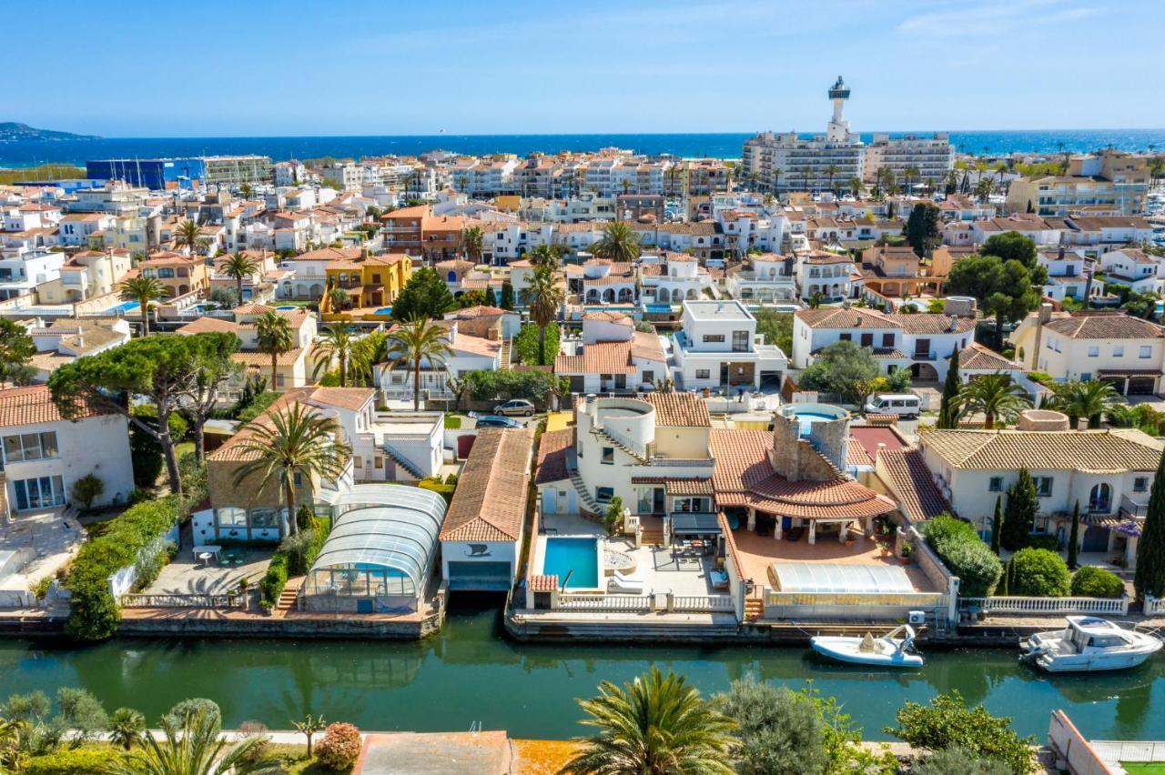 Welcs Villa Falconera 017 Emp Con Piscina Privada Empuriabrava Dış mekan fotoğraf